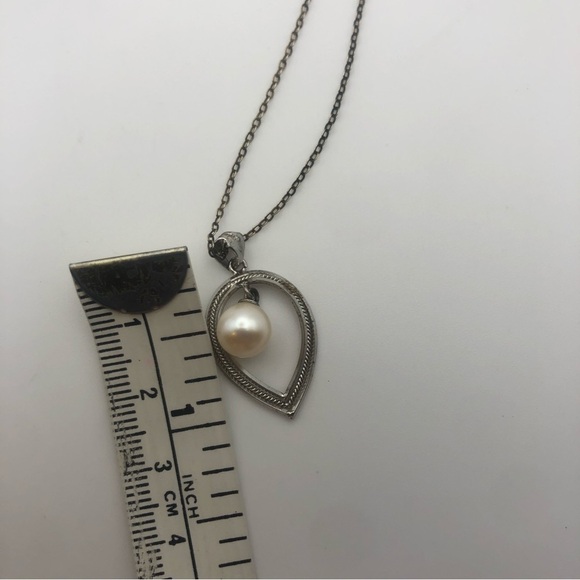 VTG Sterling Freshwater Pearl Dangle Teard Drop Shape Pendant & Chain 18” & 1.1” - Picture 9 of 9